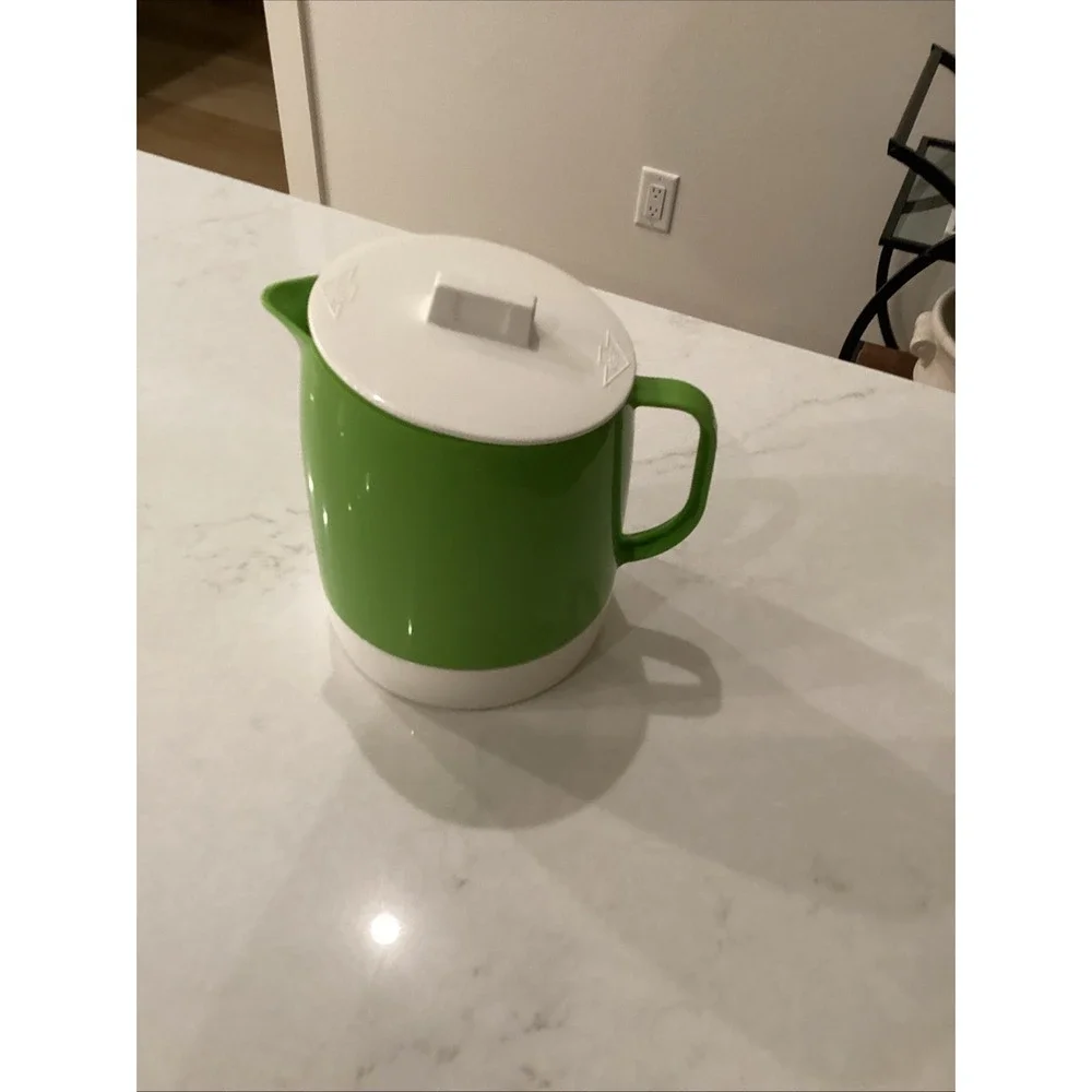 1970's Quikut Double Walled Insulated Green White Pitcher For Hot Or Cold Liquid